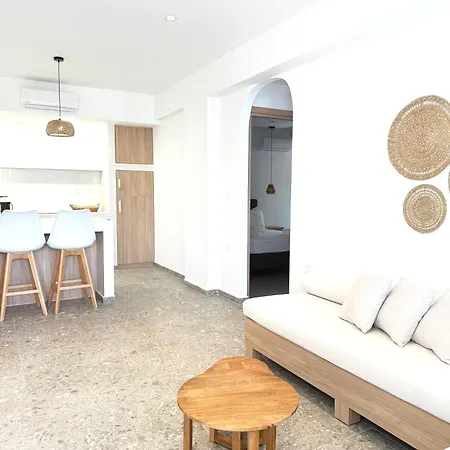 Sakellis 2- Steps To & Town * Kardamena (Kos)