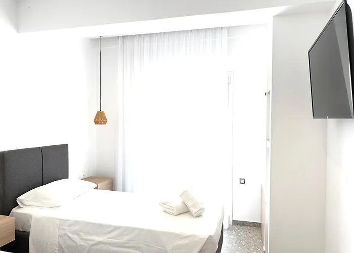 Sakellis 2- Steps To & Town Apartment *